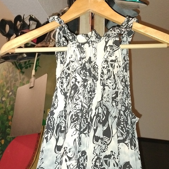 Sexy little top - Picture 2 of 4